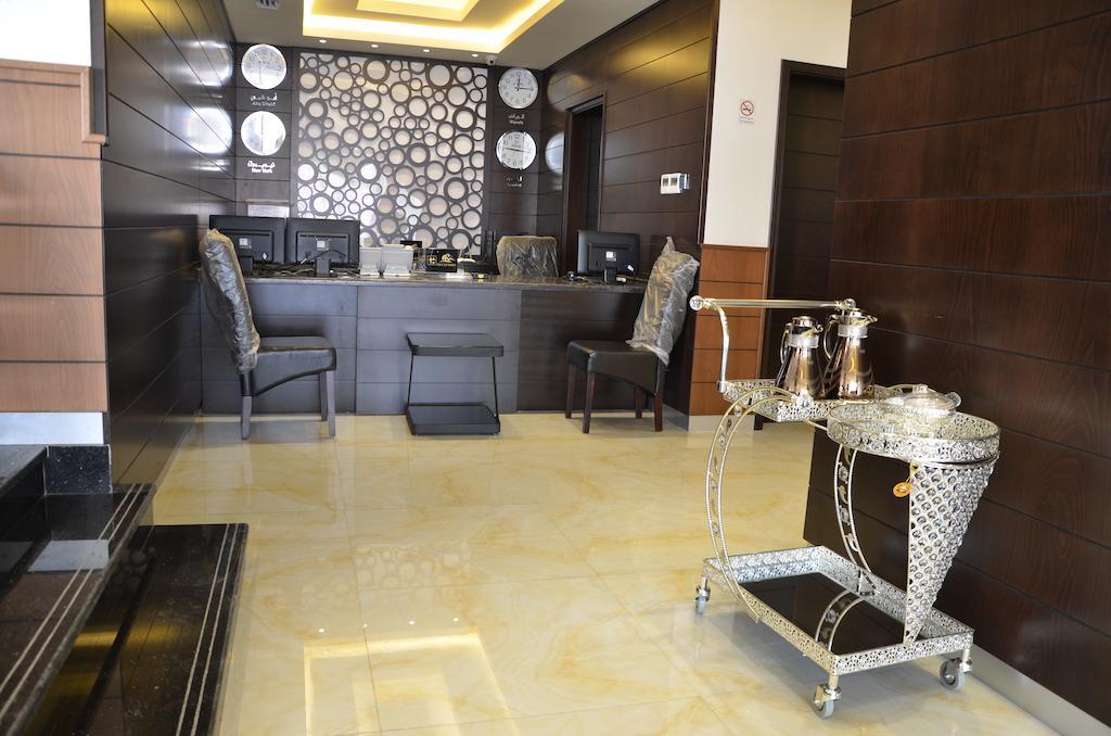 Reef Hotel Aparts Ajman Exterior photo