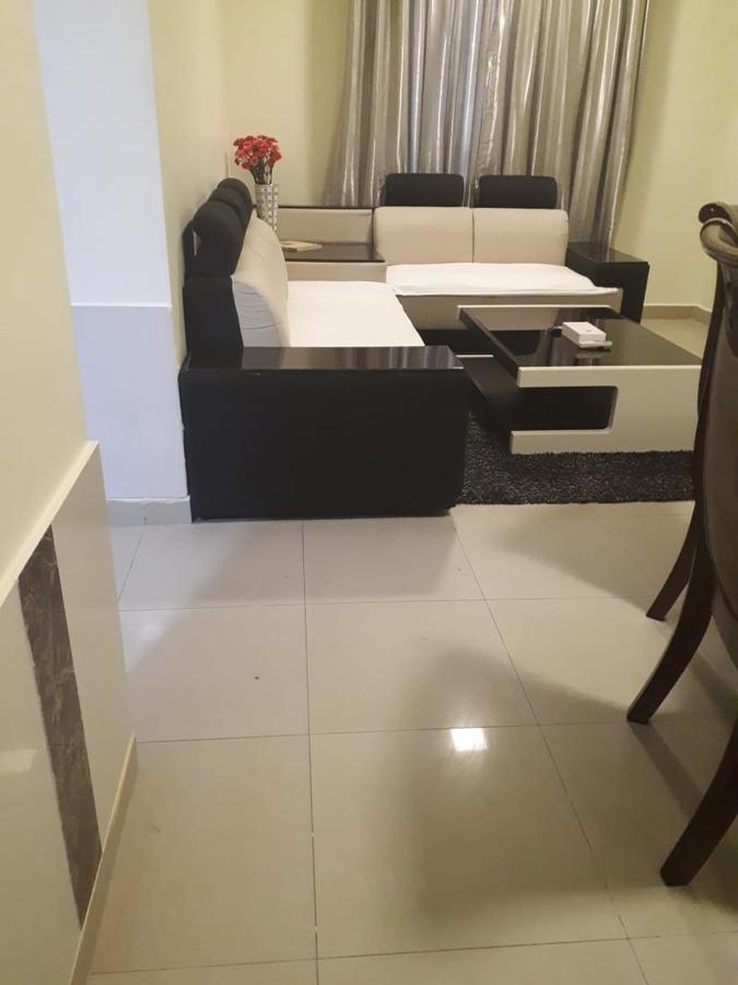 Reef Hotel Aparts Ajman Exterior photo
